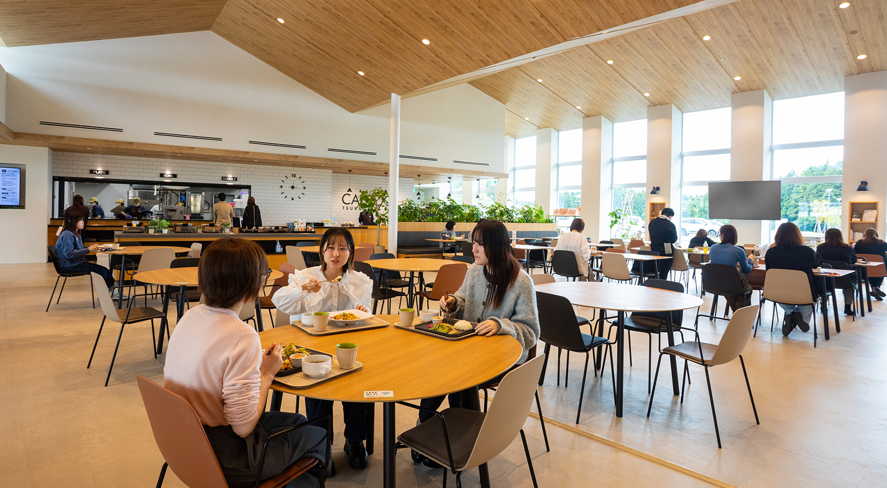 プレステージインターナショナルトップのスライド画像